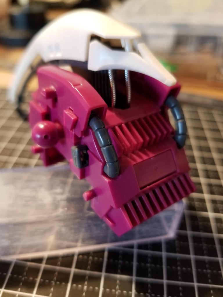 首のパイプ追加の途中経過