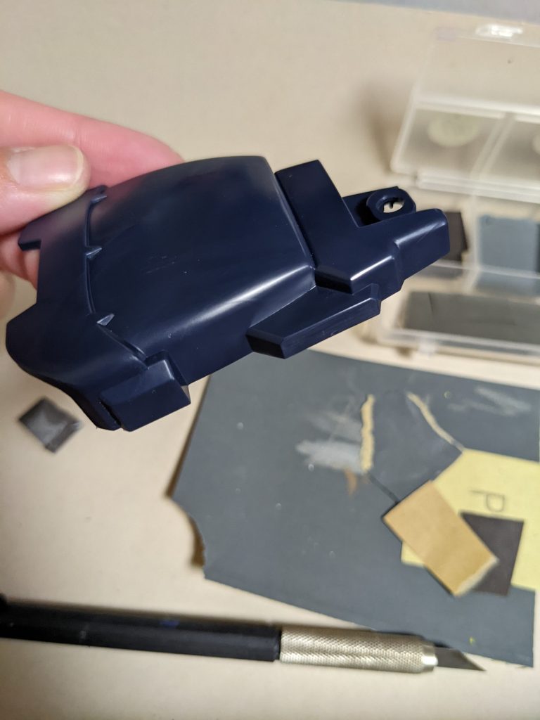 1つ1つゲート処理をしたあと、組み立てて支障がない部分は接着して組み立てしまいます!