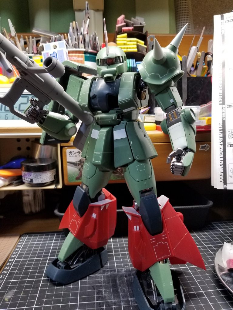 仮組段階。ある程度固まって作業をしていても、どうしても壁にぶち当たるんですね～😅そこを自分なりに解決していくことが非常に楽しい❗これぞプラモ…ミキシングの醍醐味とでもいいましょうか😁