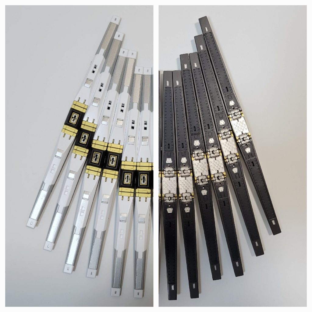 フィンファンネルはこんな感じにゴールドやシルバーを使って塗装してみました( ☆∀☆)