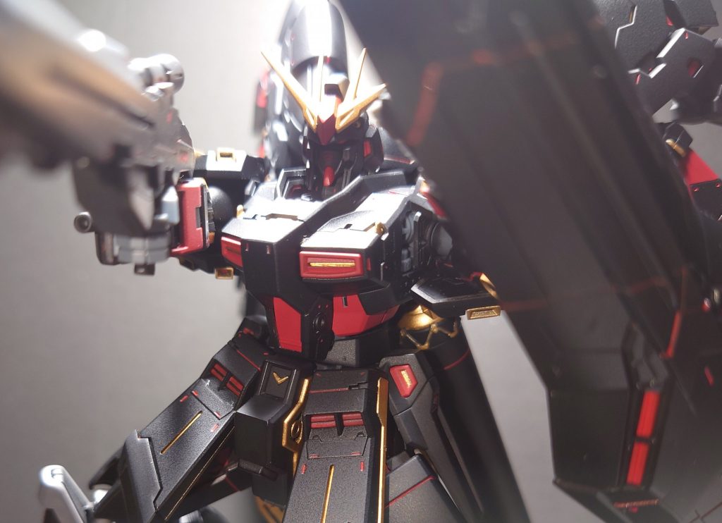 よく見るとかなり粗がありますが、全塗装処女作ということで大目に見て下さい。しかし楽しい時間でした。