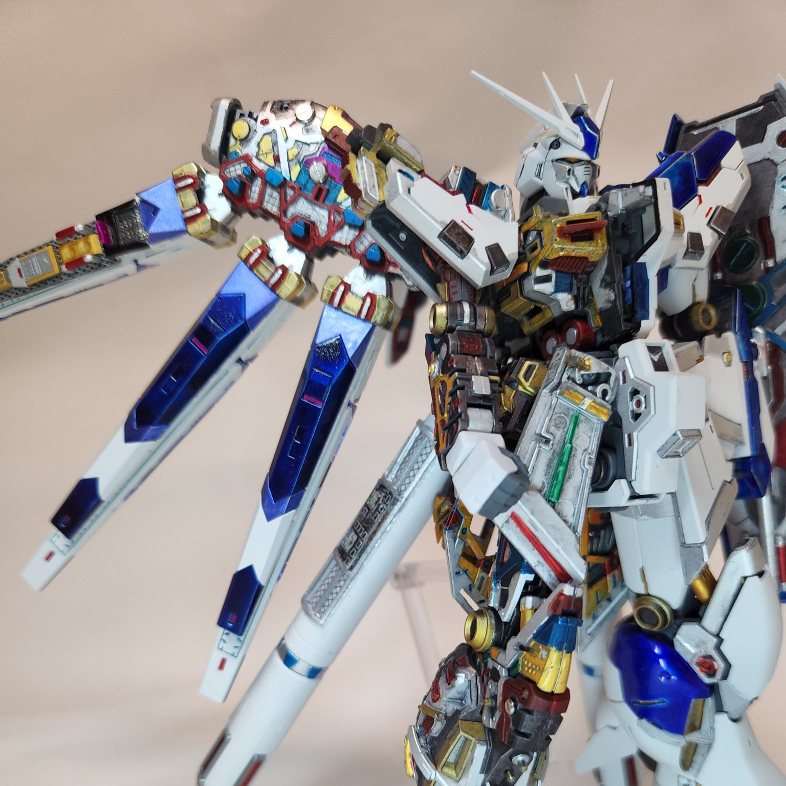 Hi-νガンダム 内部フレーム塗装ver.｜Hirotan89さんのガンプラ作品 