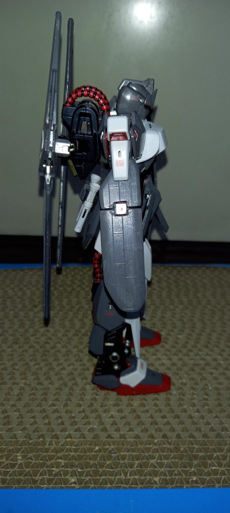 椀部ウイングシールド、航空力学を参考に形状もこだわってます。なお軸にしてあるのは1mm真鍮