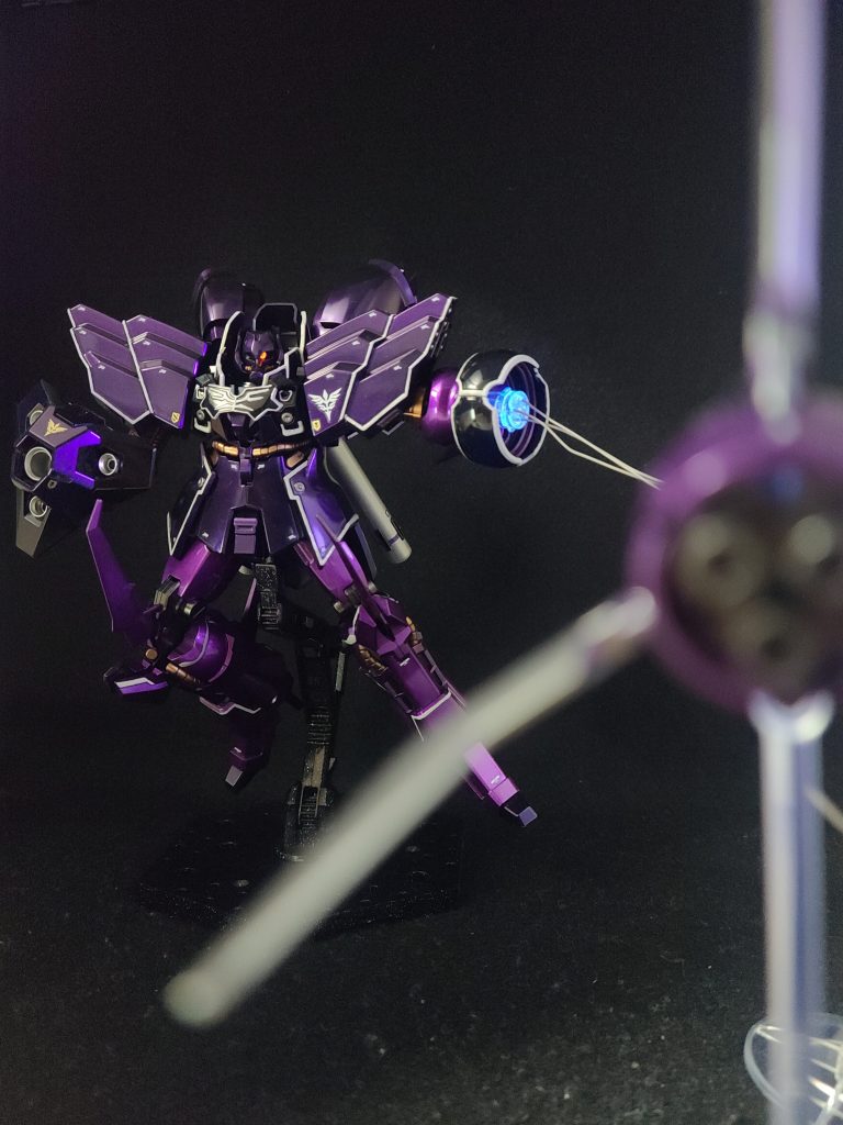 モノアイとリレーインコム発射口には蛍光塗料使った演出にしてみました🎵