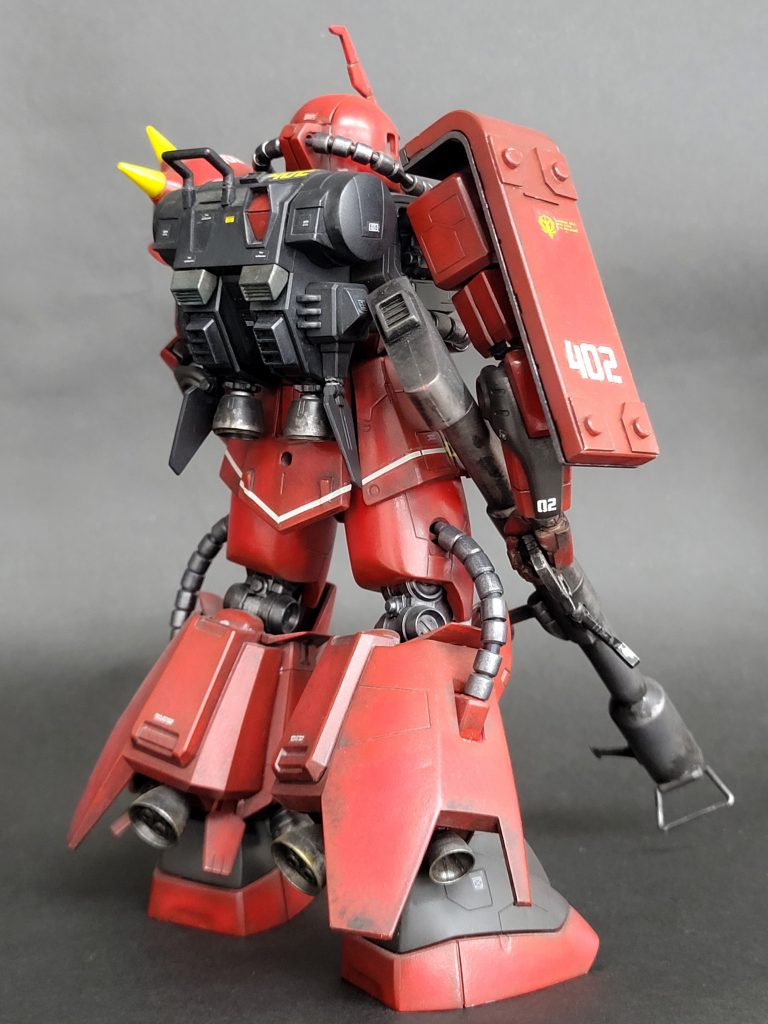 一応、(当時の)定番工作、バックパックを大型化。