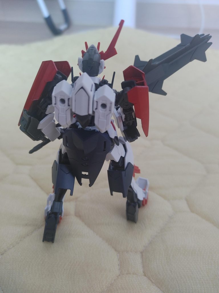 後ろ姿です。原作と同じく再現しました。 