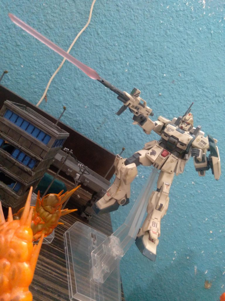 08th MS team battle scene–3枚目/制作者：GunplaGuy