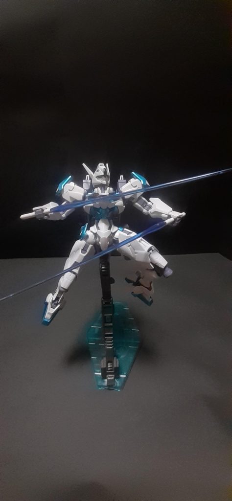 ルブリスのピンクの部分を全てメタリックブルーにしました。他はなにもいじってないし、塗装もないです。