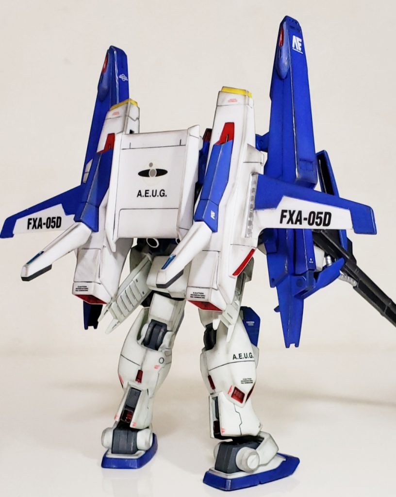 GディフェンサーとガンダムMk-Ⅱの接続は3㍉軸1本止めなので穴を開けても良かったんだけど、バックパックを持っていたので交換しました。