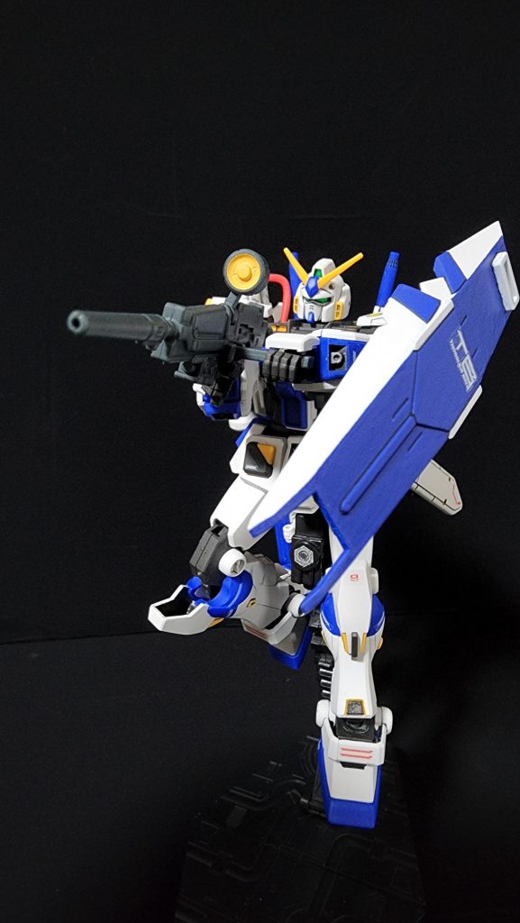 HGUC ガンダム4号機–3枚目/制作者：エヴィン