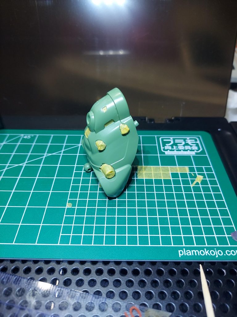 細かな部分のマスキングが大変でした