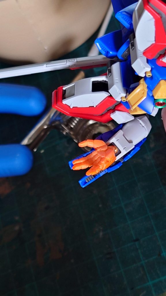 わかりにくいですが、若干白でハイライトを入れて立体感を出しています。