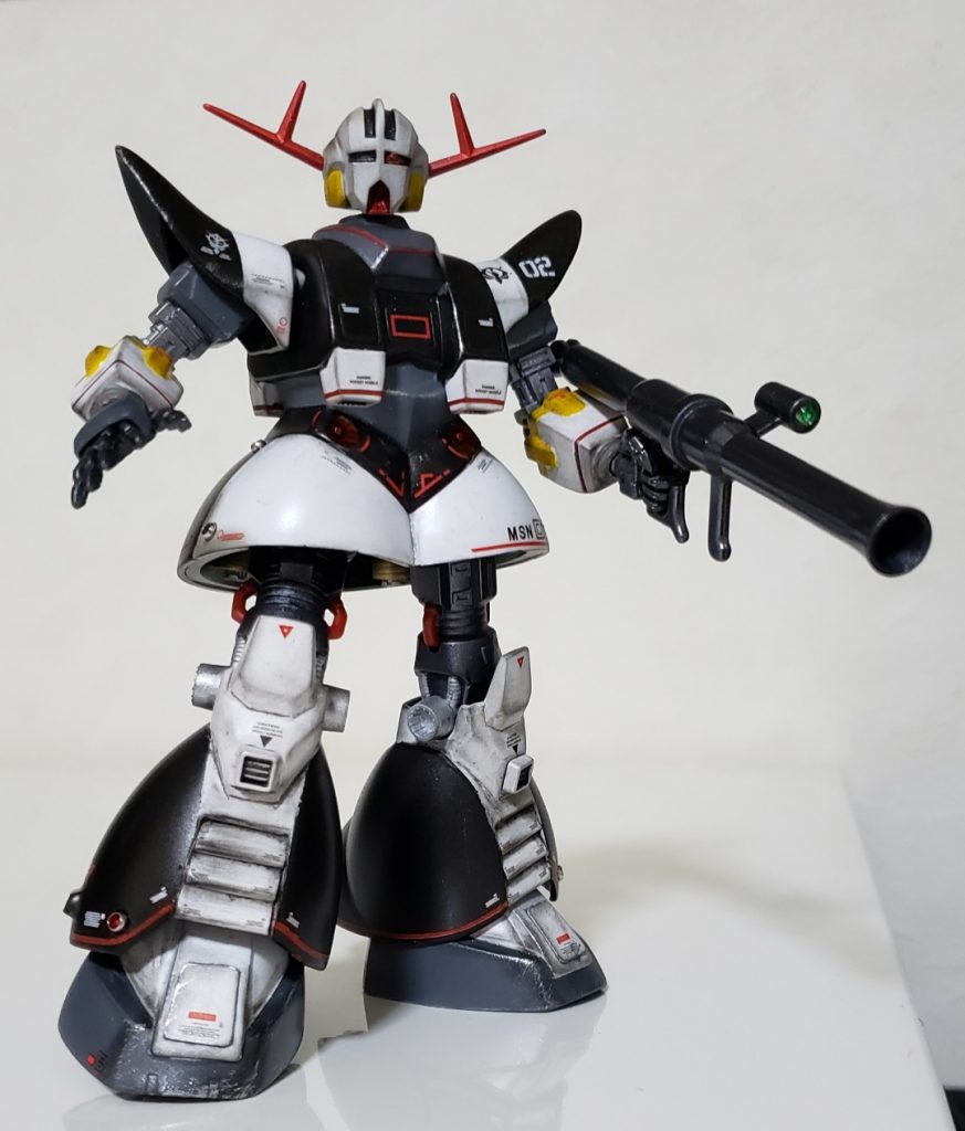 シールドも装備したかったけど、似合うのがない…そして肩&肘関節がユルユルなので、改造しない事にはシールド保持は不可能ですな