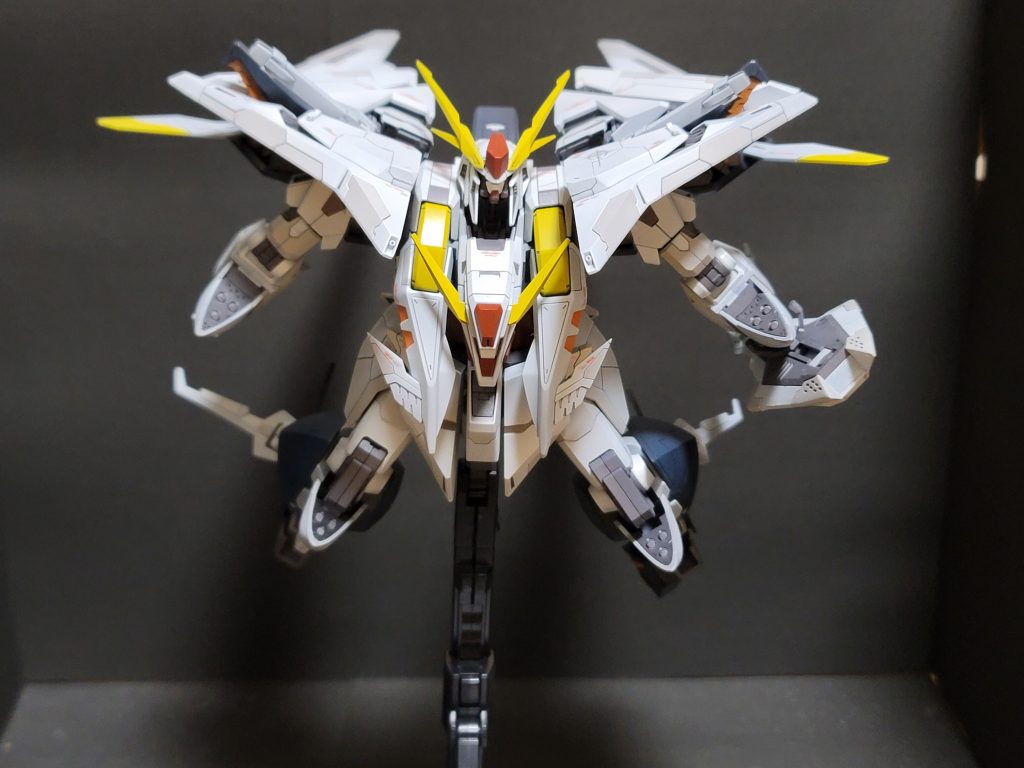 ファンネルミサイル用のエフェクト自作する予定です(やれたらやる)定番のポーズ2種いきます。