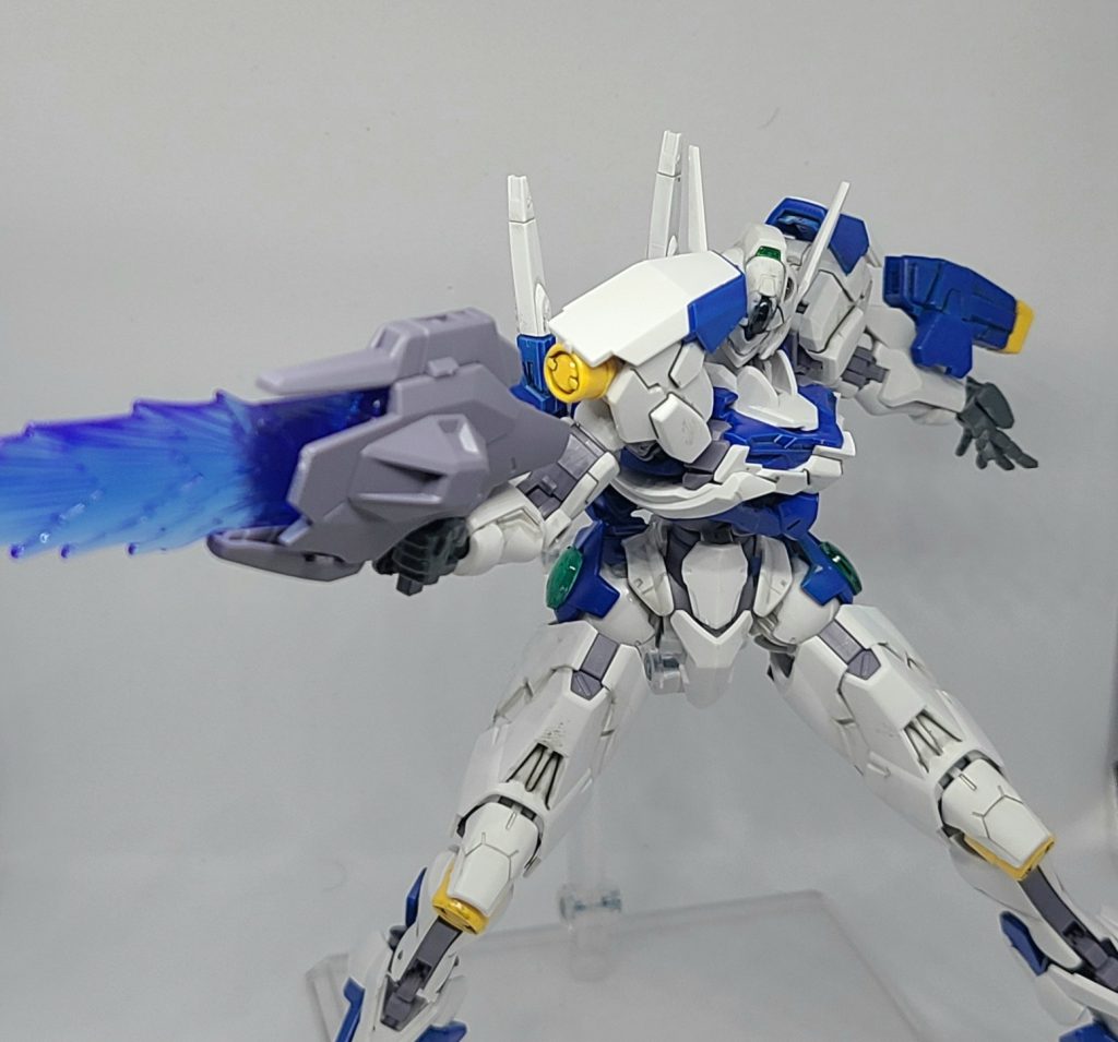 ルブリス本来の武装も。こっちもありかもしれませんね。