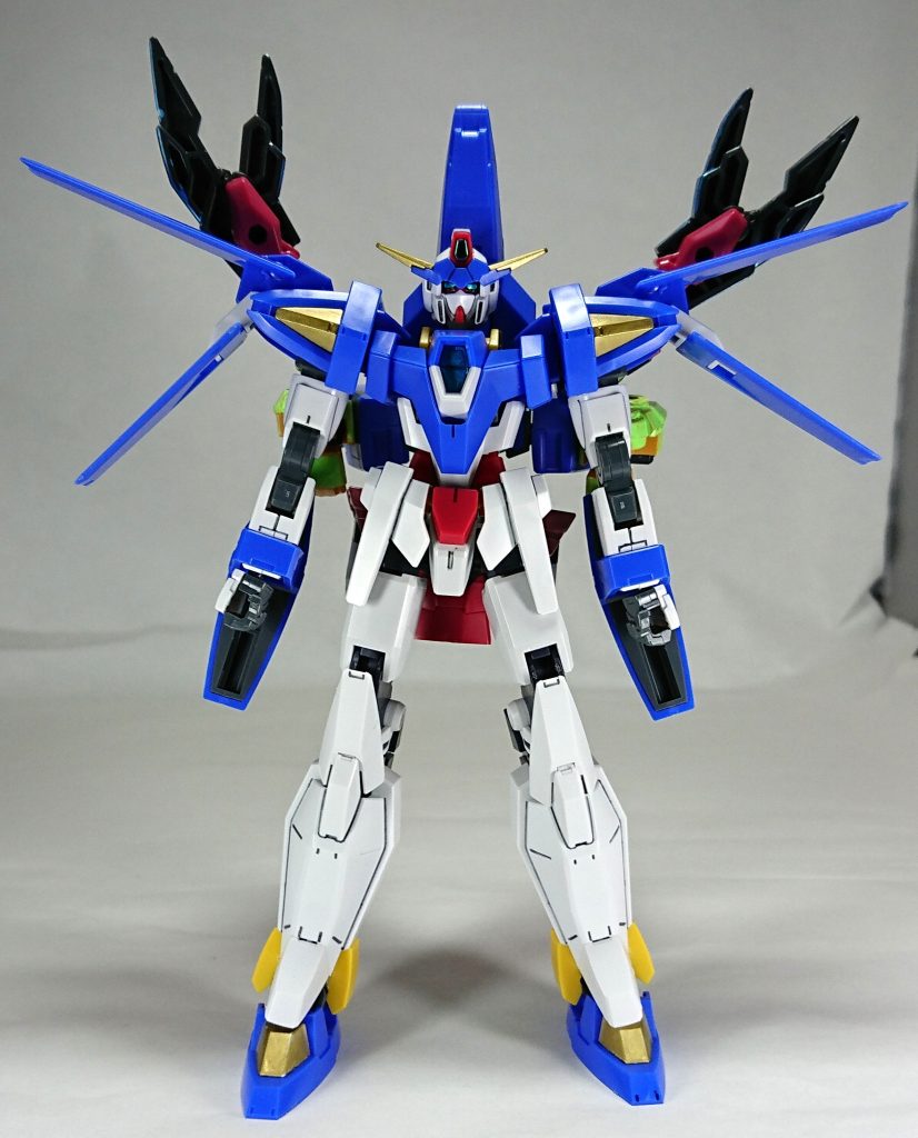 3機合体・K-Tガンダム。背中の巨大なカニバサミを除いて、ほぼAGE３そのまま。