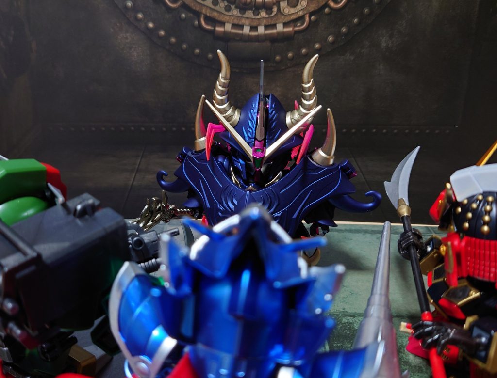 現れた異世界の勇者“ガンダム”との戦闘に入る。