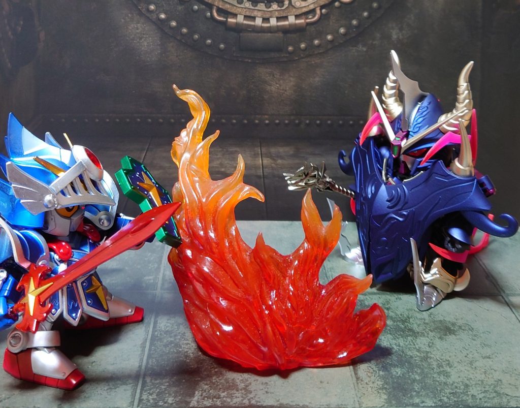 フルアーマー騎士ガンダムを寄せ付けぬ、炎の魔法。