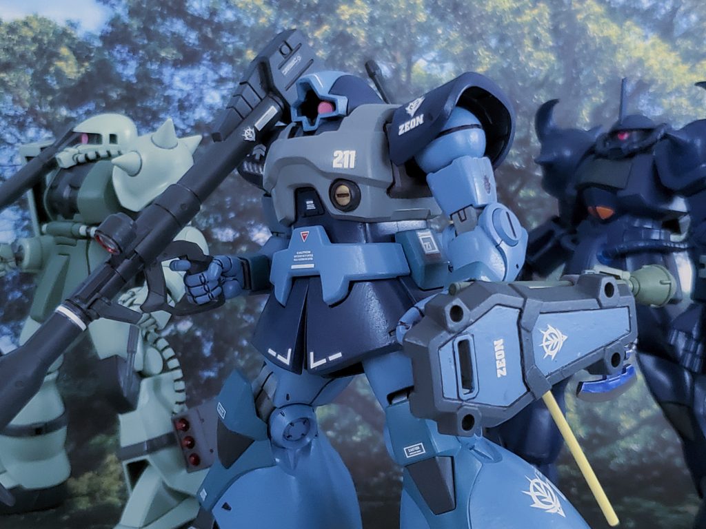 ある日、前線のMS部隊が次々に壊滅したとの報告を受けグレーデン中尉率いるMS小隊は謎の連邦MS捜索のため、夜間進軍し現地に赴いた…。