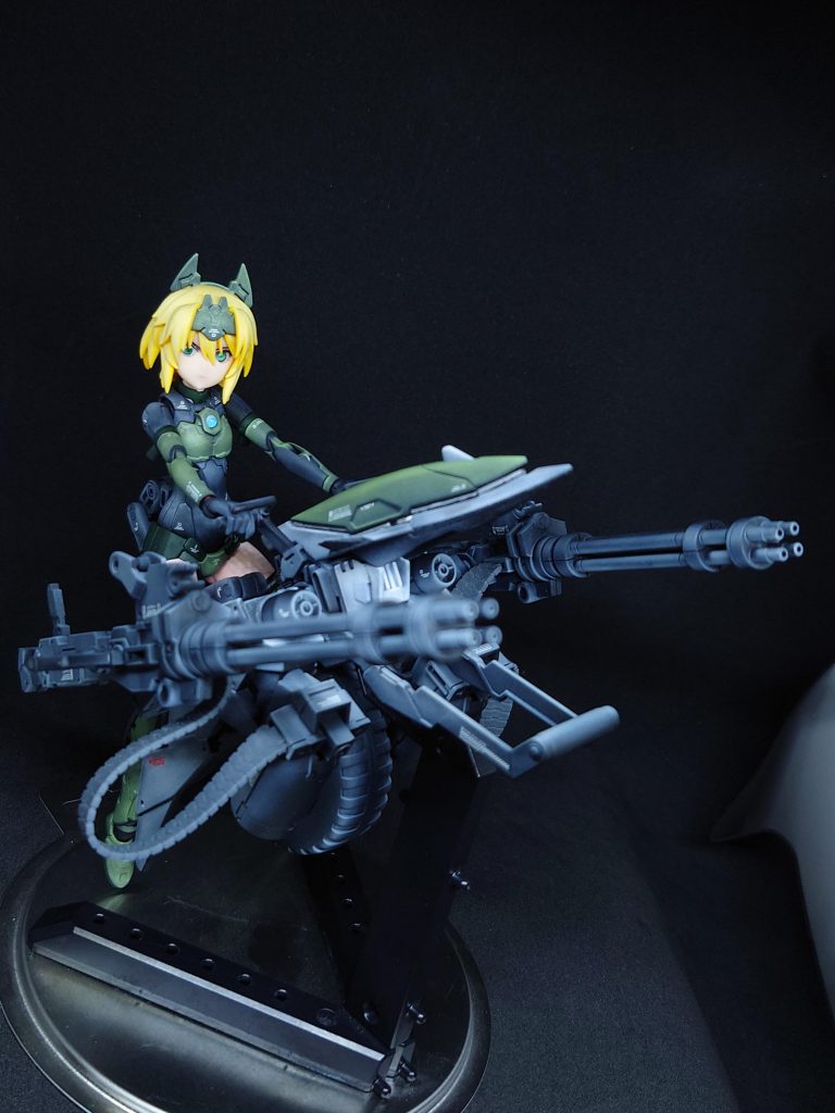 しつこいようですが主役はメテオホッパー改です。