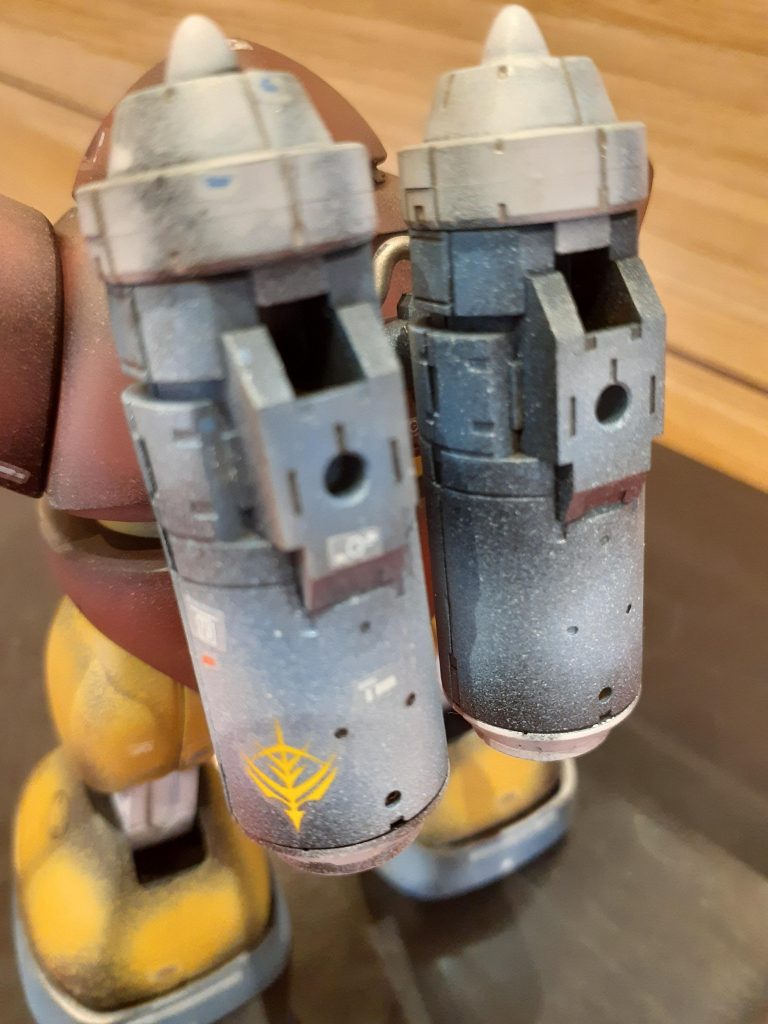 バックタンクは、30MMのを仕様し重量感アップ…