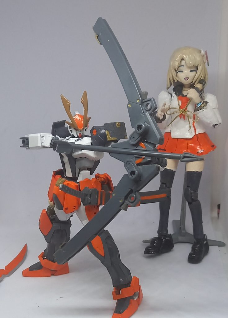 元ネタの道後泉海ちゃんとツーショット!(このフィギュアも実は自作です)この二体はもしかすると後日お目見えするかもしれません!!追記 なんと!道後温泉の「つぼや菓子舗」様にて本作展示していただいております!!ご協力と展示本当にありがとうございます!!(道後泉海ちゃんフィギュア、娘作の人形含め3点)