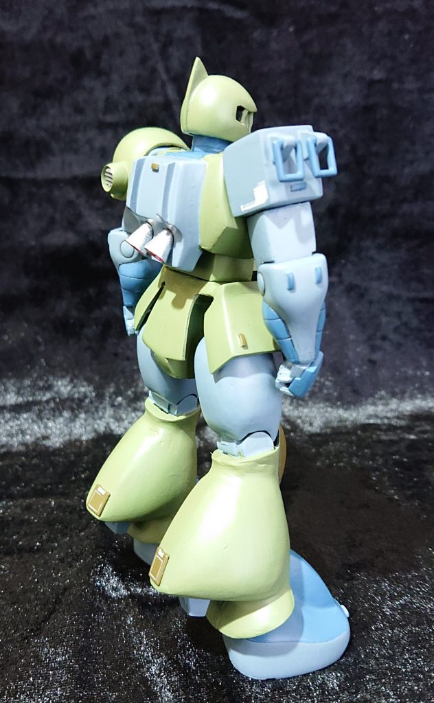 足が細いので、調子に乗って太く長くしました😊