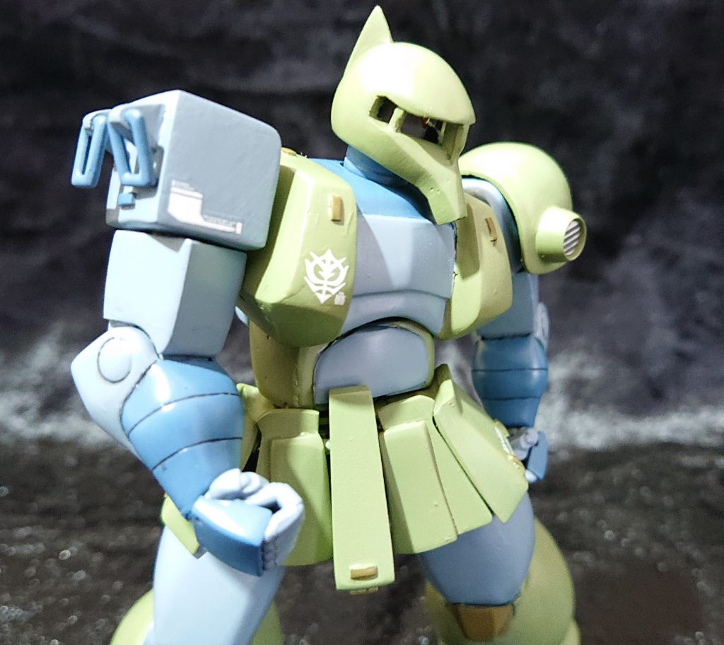 胴体もバラバラに切り刻んであるので、ぐにゃぐにゃ動きます。