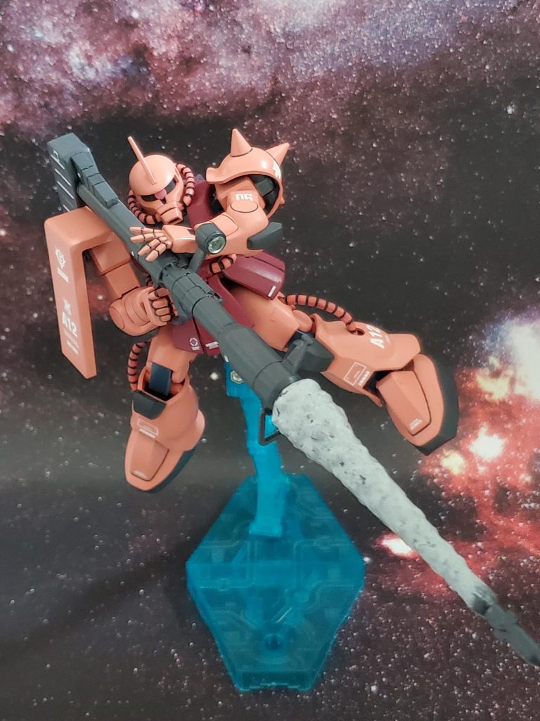 蹴りからのバズーカで追い撃ち💥各宙域での陽動作戦は成功😆🎶補給部隊は無事地上に降下❗この作戦後、シャアはマッドアングラー隊への配属が通達された…。