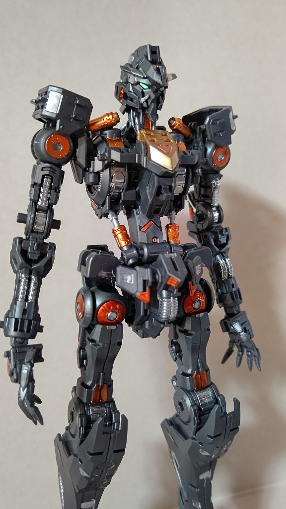 ガンダム・フレーム(ガンダムバルバトス)–4枚目/制作者：いやほん