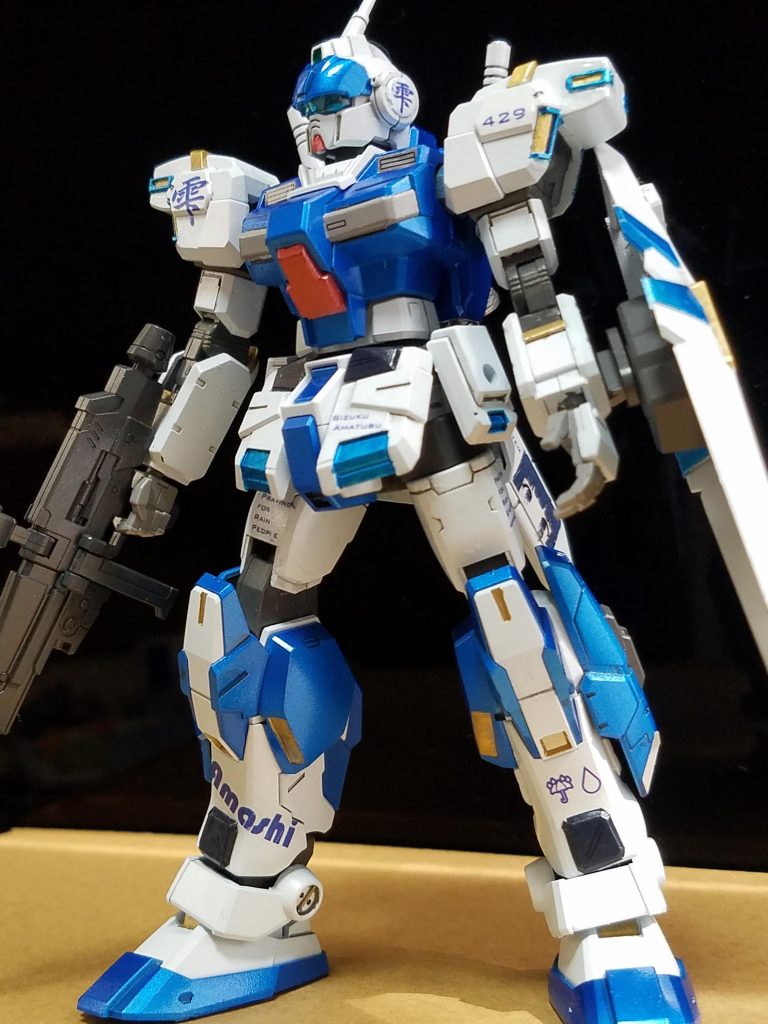 デカールはなるべく大きく貼れて、目立つように。