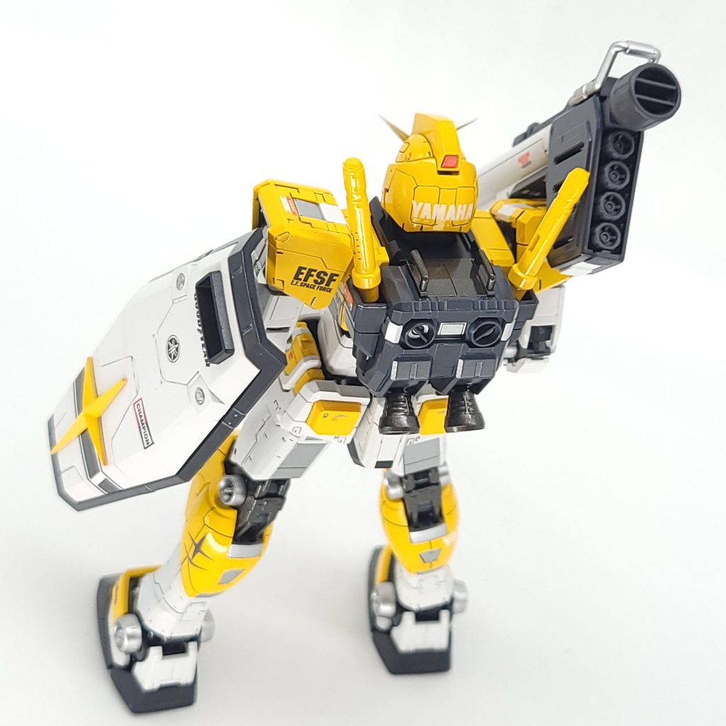 ■リヤビューRG特有のハイディテールで、部品別に塗り分けただけで模型が上手くなったと錯覚しますね…🤣