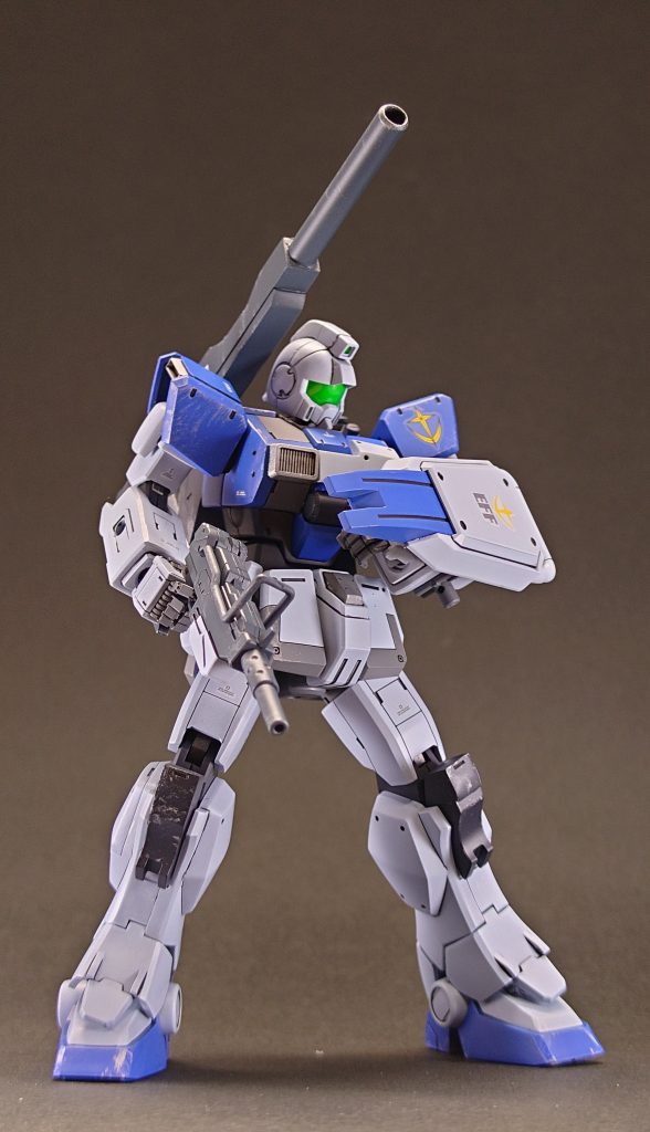 カラーリングは完全に好みですが、地上戦機体ならもっと暗めの色のほうがよかった気がします。