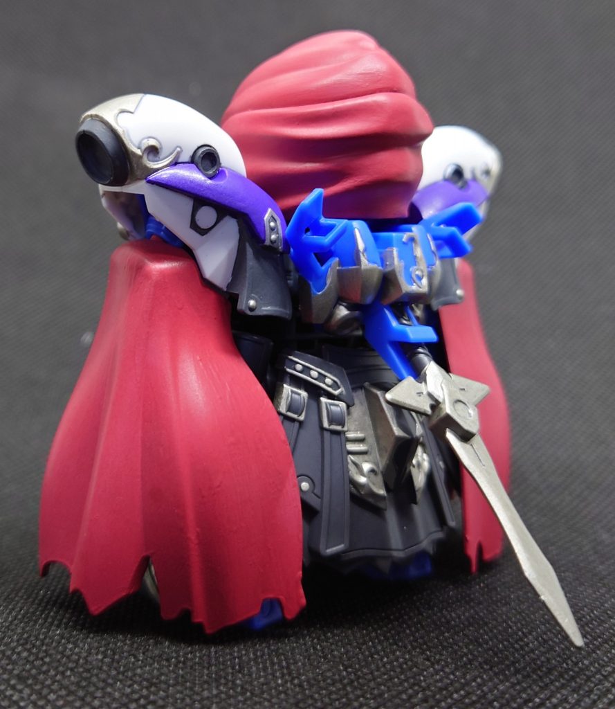 この貧ぼっちゃまスタイルはなんとかしてあげたいかな流用できそうなマント探さなきゃな