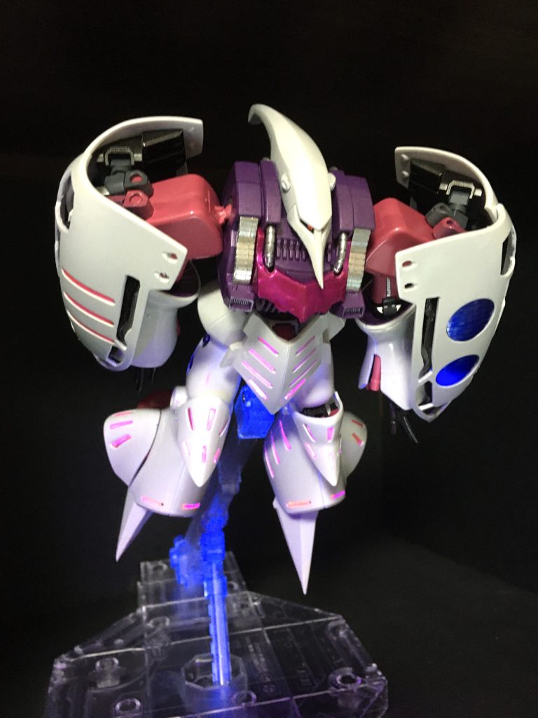 飛行ポーズ！顔は伸ばして正解だと思いました。