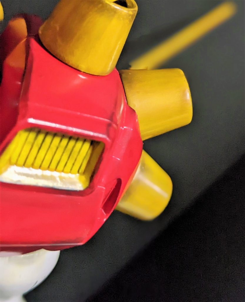 そのあとは筆にて全塗装です!しかしまぁ分かってはいますが黄色の乗りが悪いのなんので結局黄色は5層です。5層のあとにウェザリングしてなんとか誤魔化している状態でございますwしかしまだちょっと気になる部分があるのでそれは追々…!!w