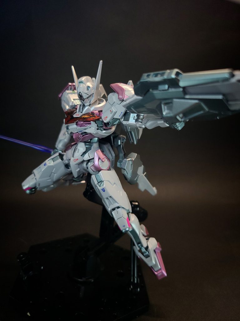 レシーバーガン連射性能の高い、ビーム射撃が行える兵器