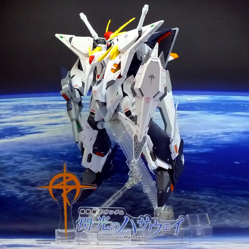 私の脳内設定です。宇宙に出たクスィーガンダム。ディスプレイロゴを一緒に。