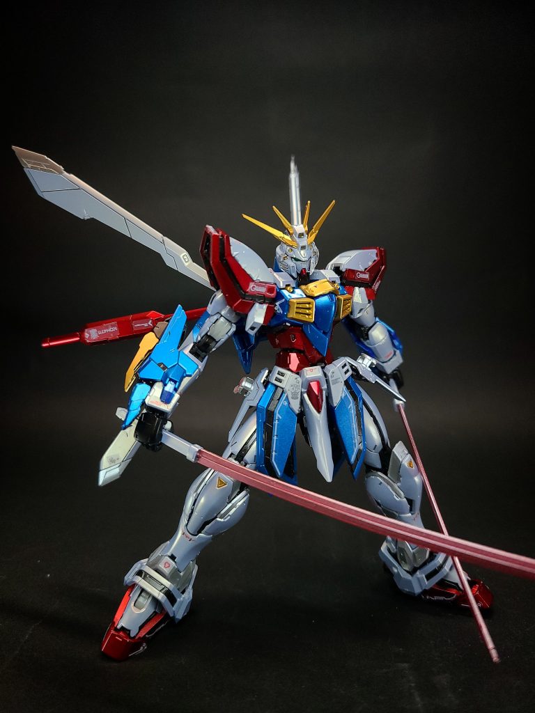 石破天驚拳(せきはてんきょうけん)ネオホンコンの廃墟でマスター・アジアより伝授された流派東方不敗の最終奥義。ゴッドフィンガーのエネルギーを圧縮した火球を両手で撃ち出す。ランタオ島でのデビルガンダムとの戦いではキョウジとシュバルツの命と引き換えに、この技でデビルガンダムを葬る。