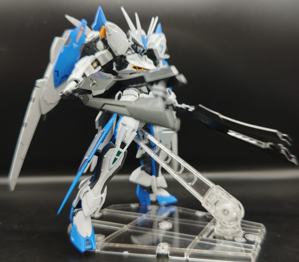 武器はそのまんまロードアストレイのものです。(手抜き)バエルも剣しかなかったので、他にはいらないかな、と思いました。分割して二本になりますしね。