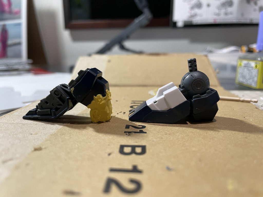 改造したのはあしと胴体と二の腕部分足はハイヒール追加胴体と二の腕は1mm延長