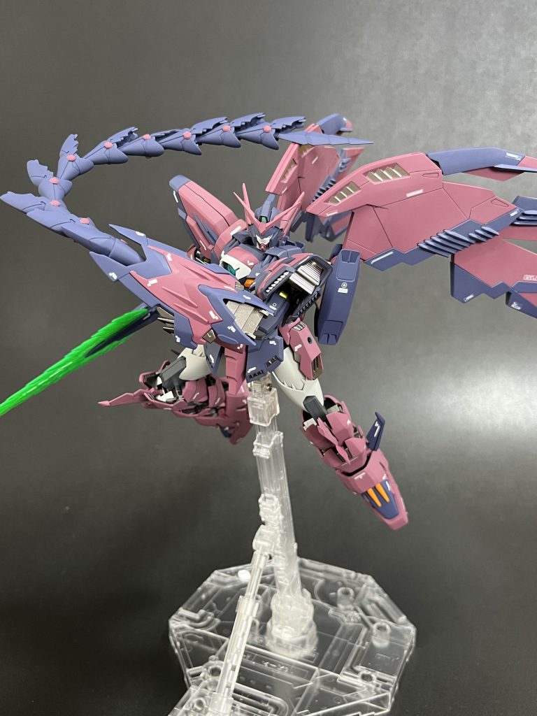 羽根とか武装類は息切れして処理が甘くなってしまいました…。