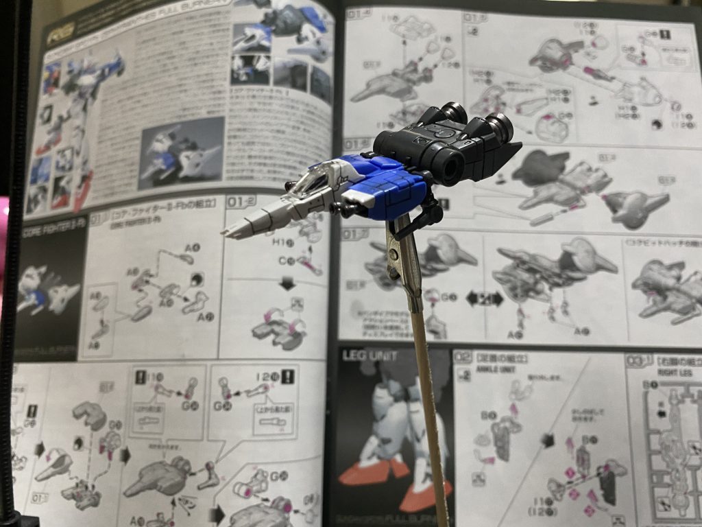 流れとしては項目毎に組み立て、部分塗装、スミ入れをしてから次の箇所行っていきました。