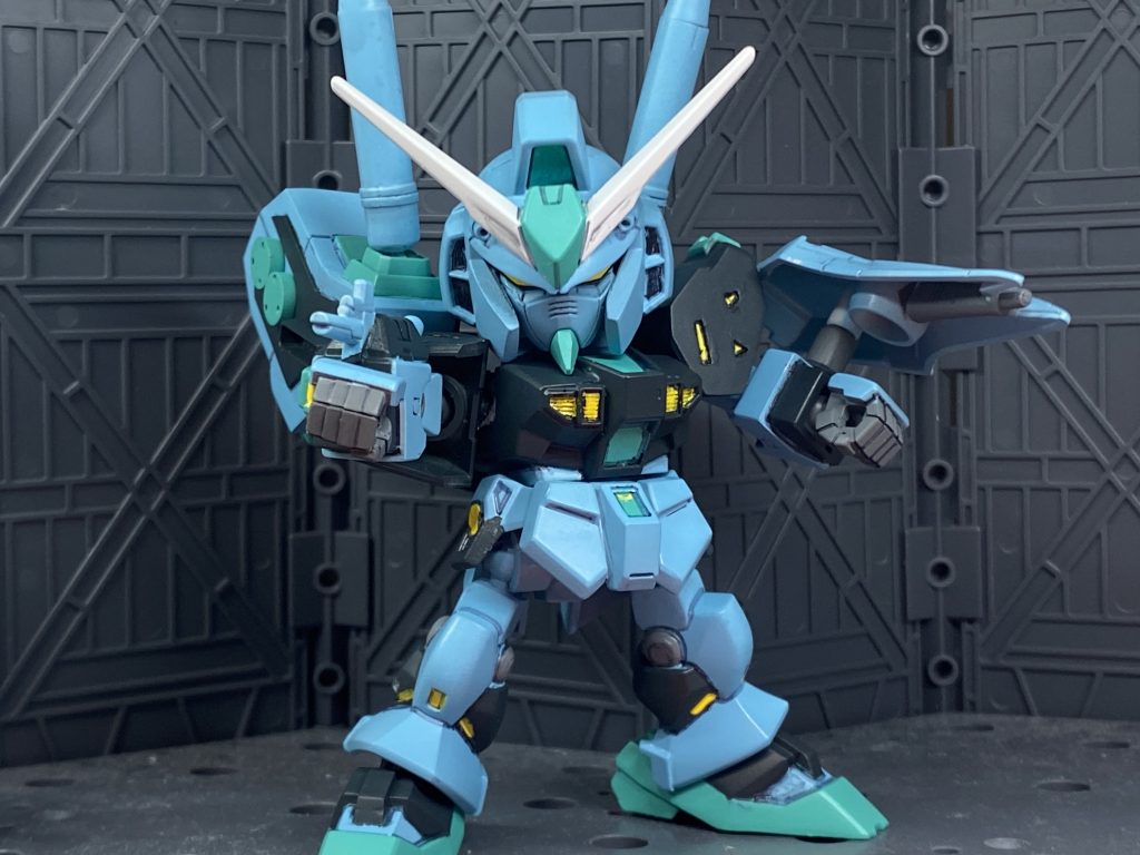 腕のスプレーガンは元キットについてくるライフルを加工。