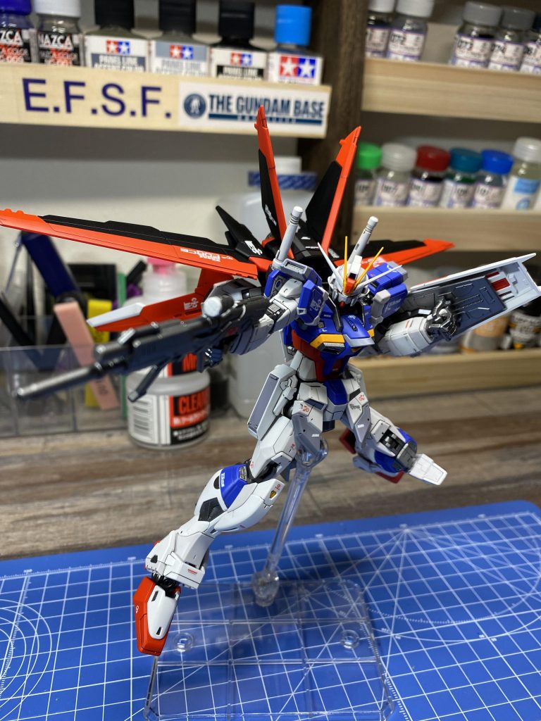 長い間寝かせておいたキットを引っ張り出してきたせいか部品欠品が多くて大変でした😂