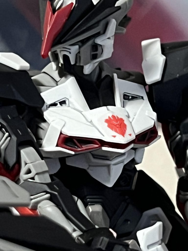 ポーズがこれ以外に思いつかなかったので、写真は少なめです。部分塗装、墨入れ、艶消しで仕上げました。ご覧いただきありがとうございました。