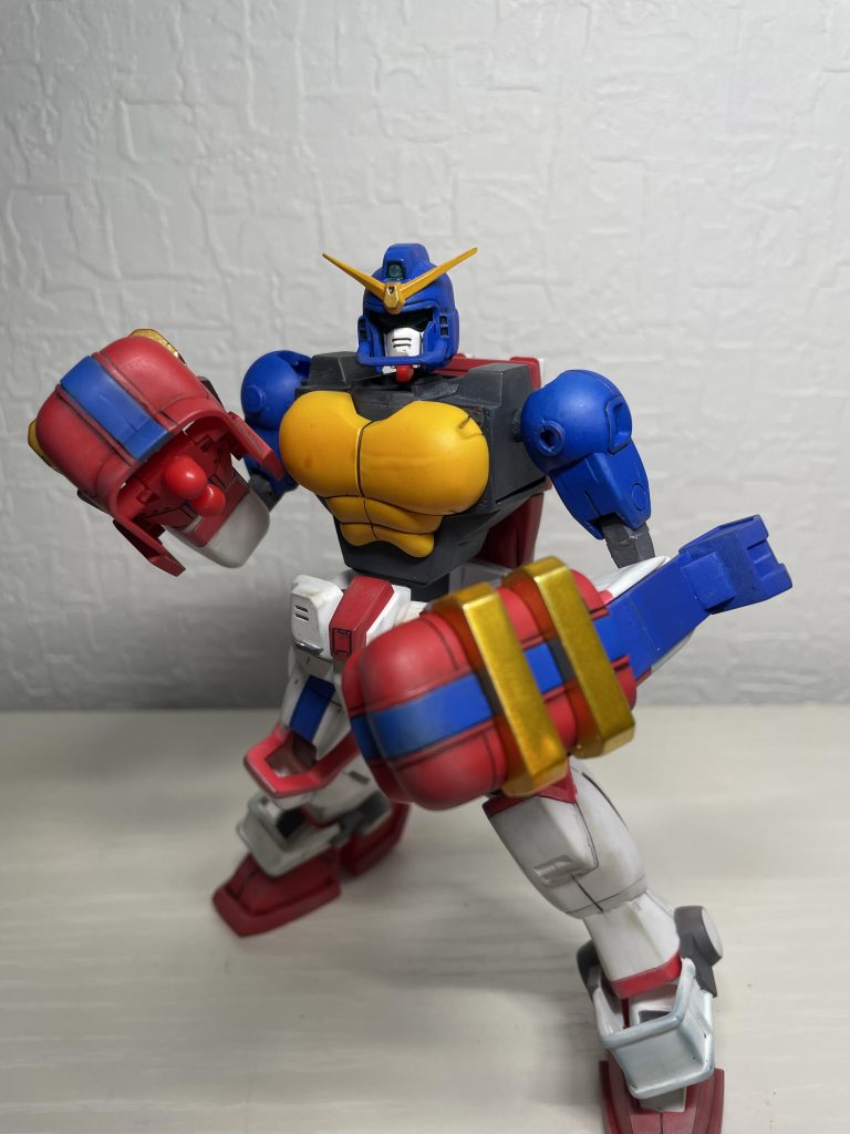 一応脱げます。手抜きですがwww前回のバウは塗装とか頑張ったから、今回は楽しようと思ったのに、ある意味過去作イチ大変でした(合わせ目消し、改造)。いかにMGのキットが優れているか真面目に実感しました。ありがとうバンダイ。次はMF繋がりで、シュピーゲルを作ってます。最後まで見てくれてありがとうございました!