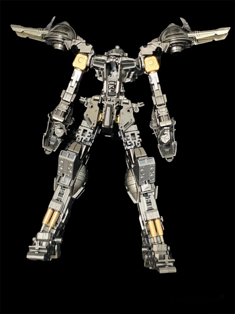 フレームのみの写真フレームだけで4色使い分けてます！ほぼ外装に隠れてしまう箇所には思い切ってゴールドを多用しており、チラッと見える時のアクセントになってくれています🥳