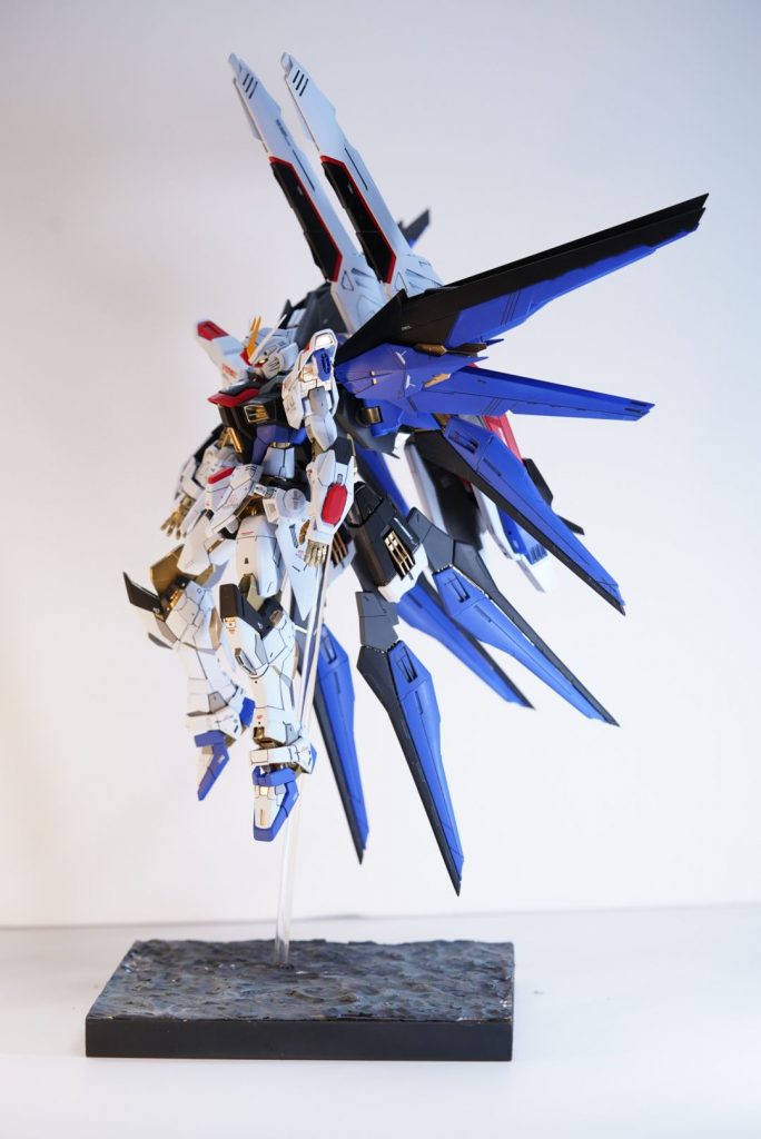 輝煌·降臨–4枚目/制作者：@PhantomCat