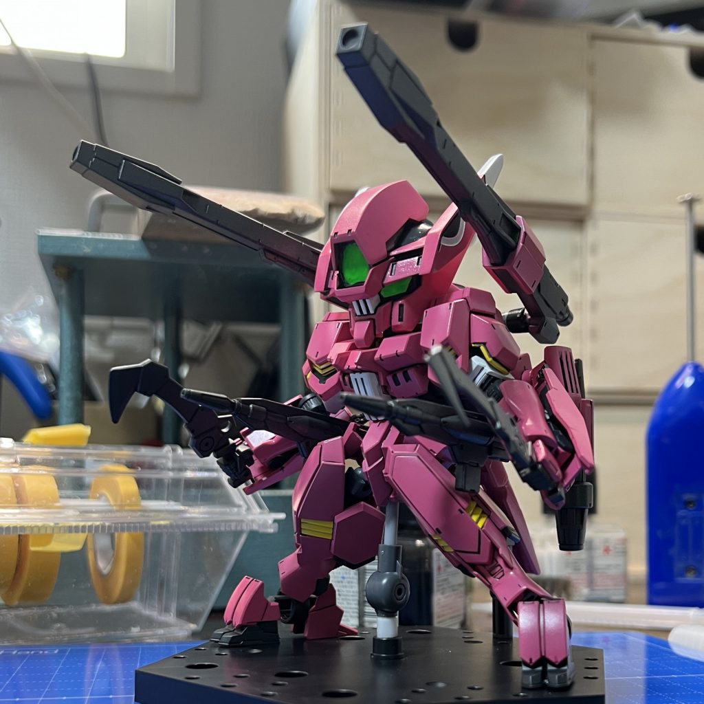 頭部の塗り分けが大変でしたがいい感じにまとまっと思います。この後デカールをはってトップコート で完成です。